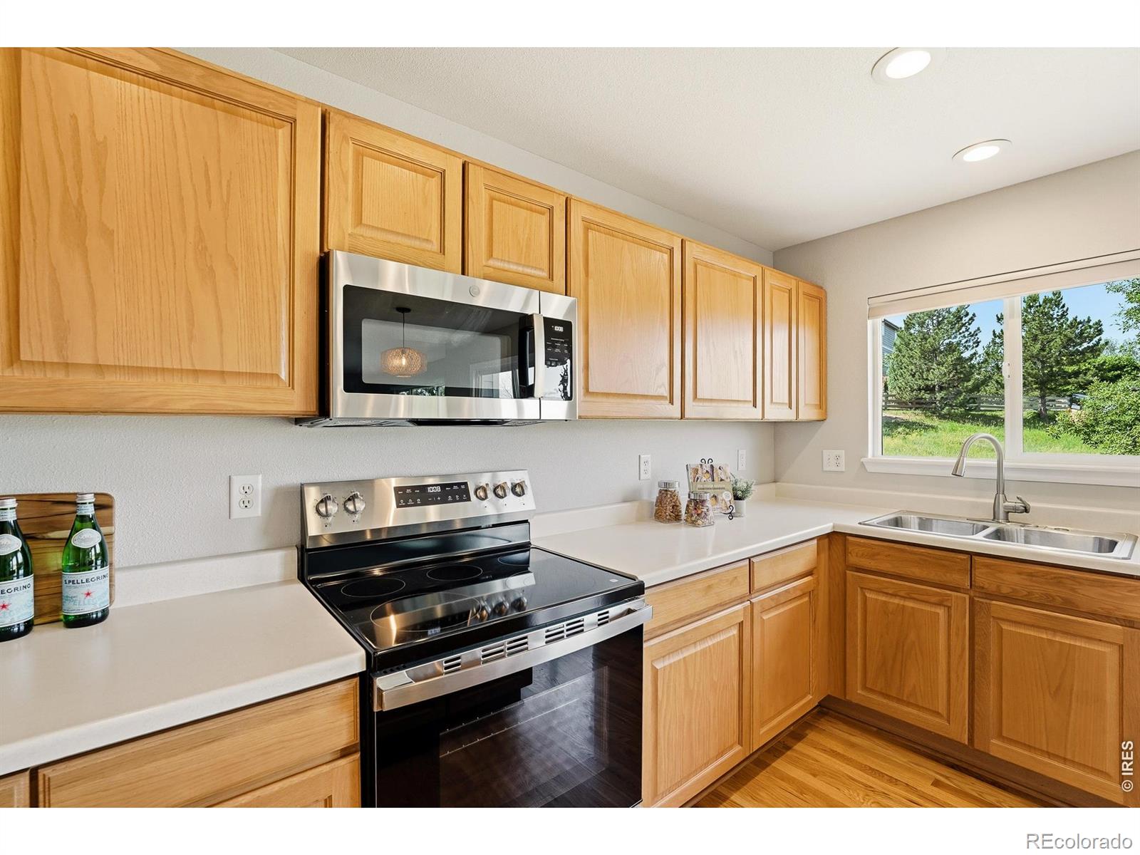 MLS Image #9 for 743  maroon peak circle,superior, Colorado
