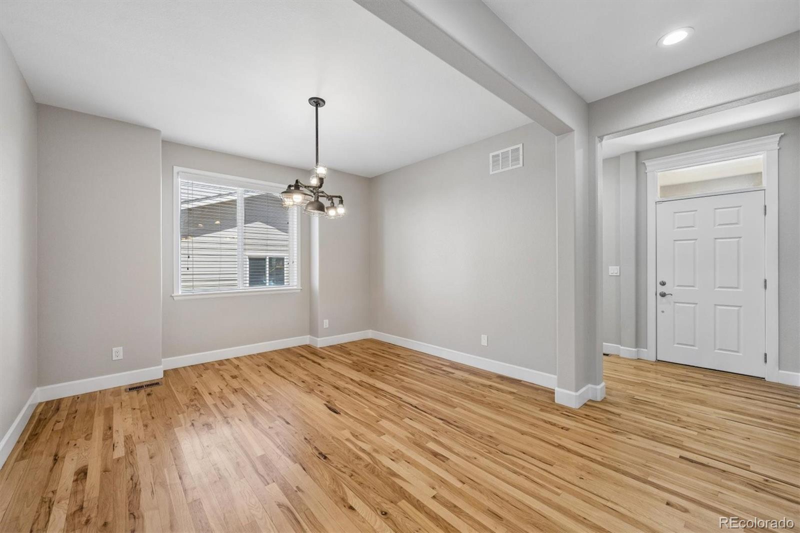 MLS Image #4 for 15991  village circle,brighton, Colorado