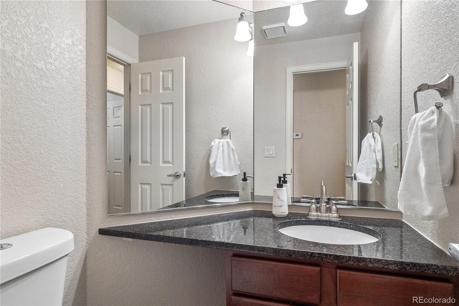 MLS Image #16 for 11054 w caley avenue,littleton, Colorado