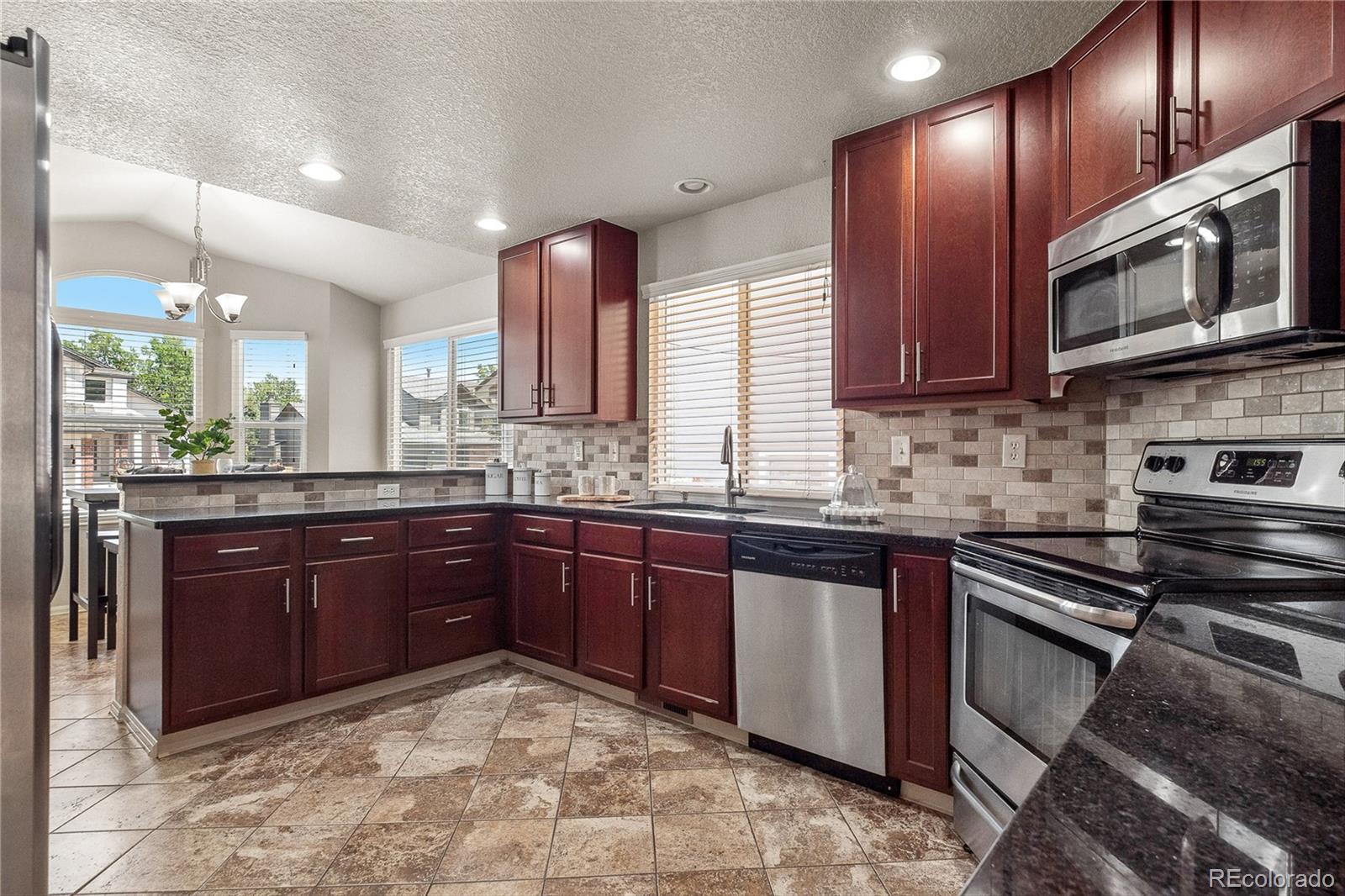 MLS Image #4 for 11054 w caley avenue,littleton, Colorado