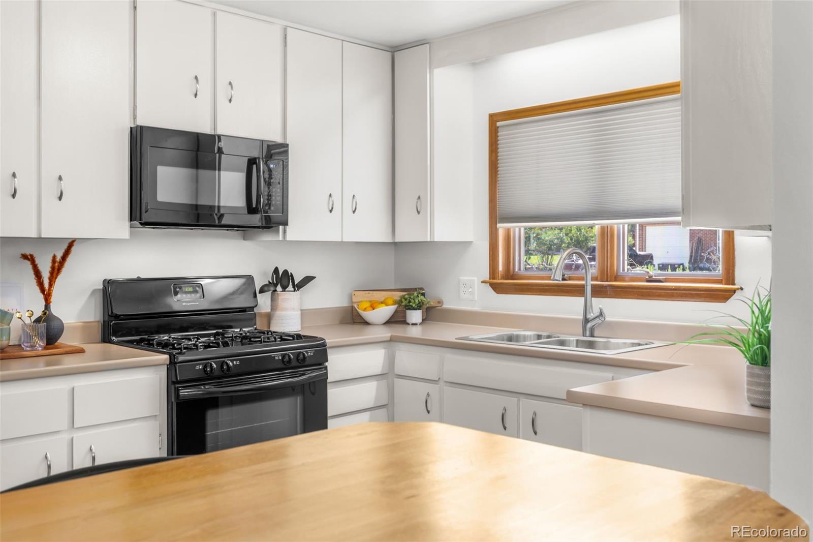 MLS Image #10 for 10964 e 109th place,denver, Colorado