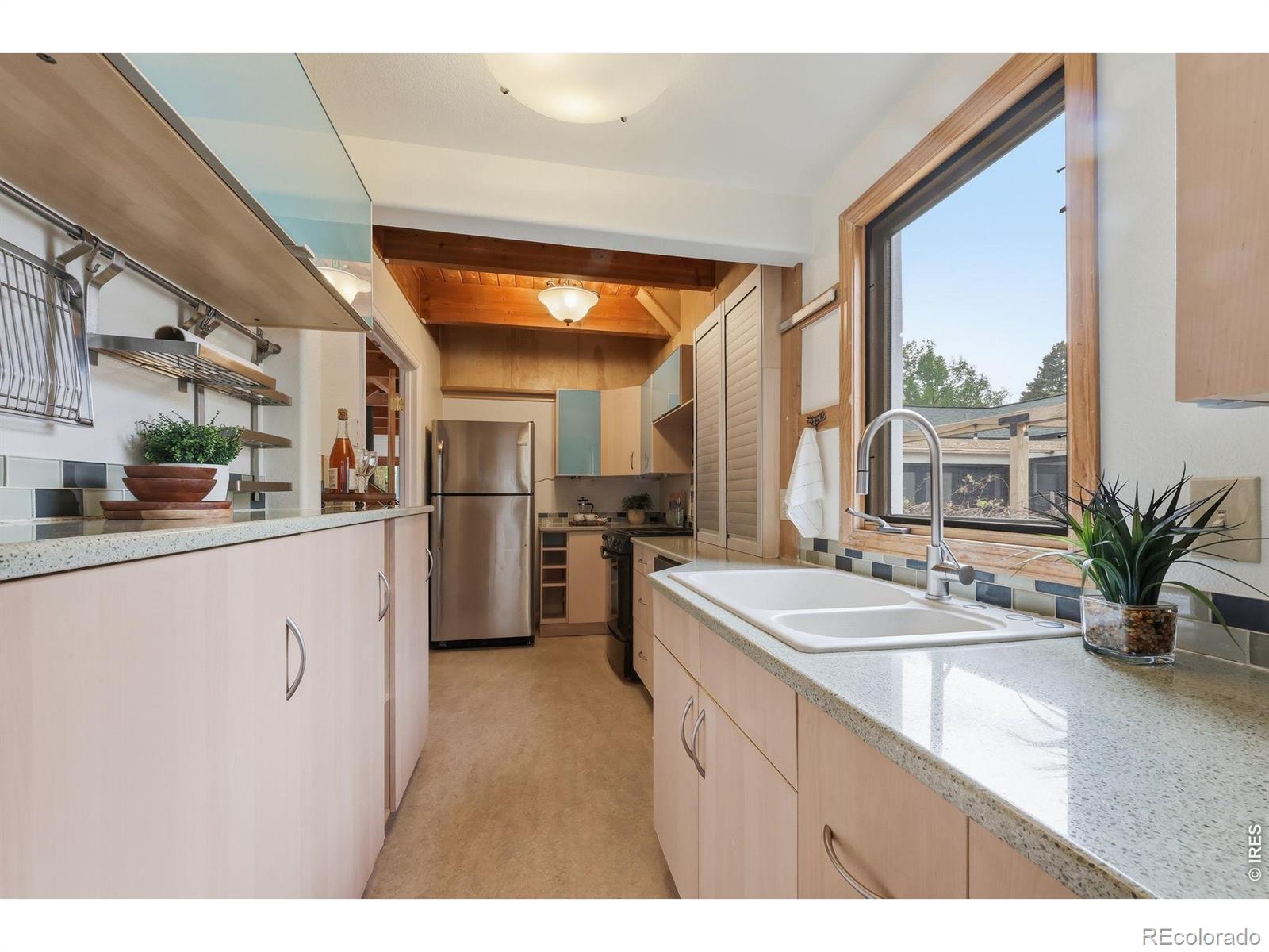 MLS Image #7 for 556  grant avenue,louisville, Colorado