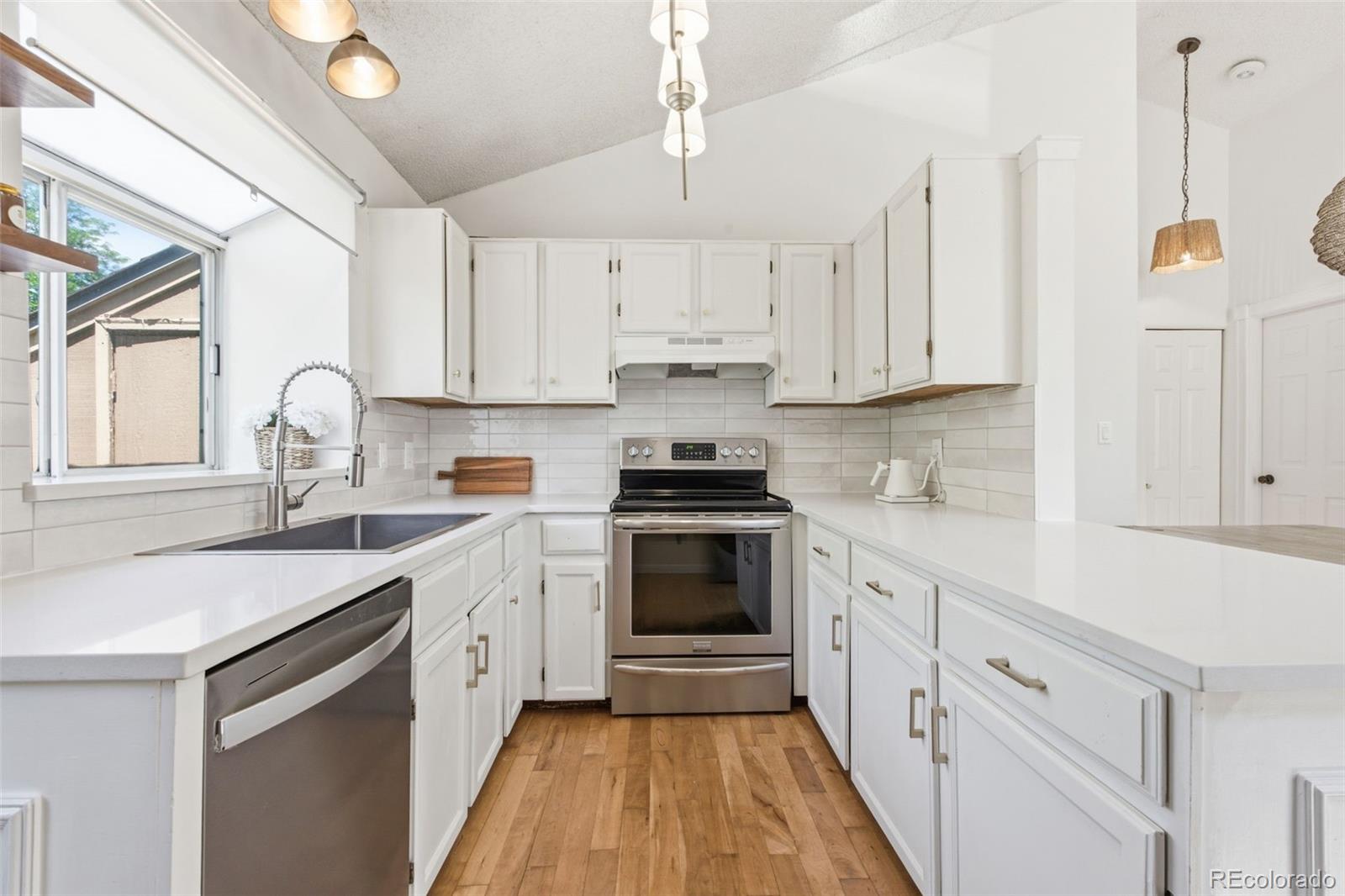 MLS Image #10 for 9604 w chatfield avenue a,littleton, Colorado