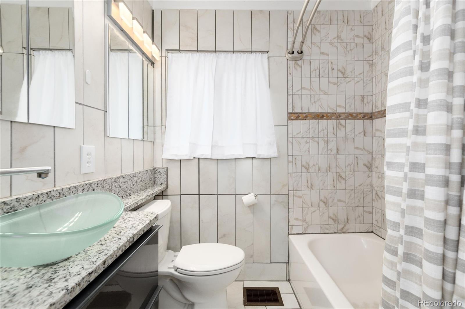 MLS Image #28 for 3270 s flamingo way,denver, Colorado