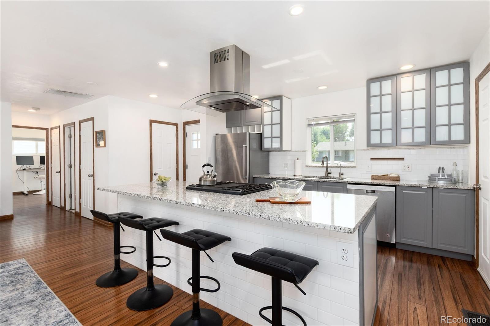 MLS Image #3 for 3270 s flamingo way,denver, Colorado