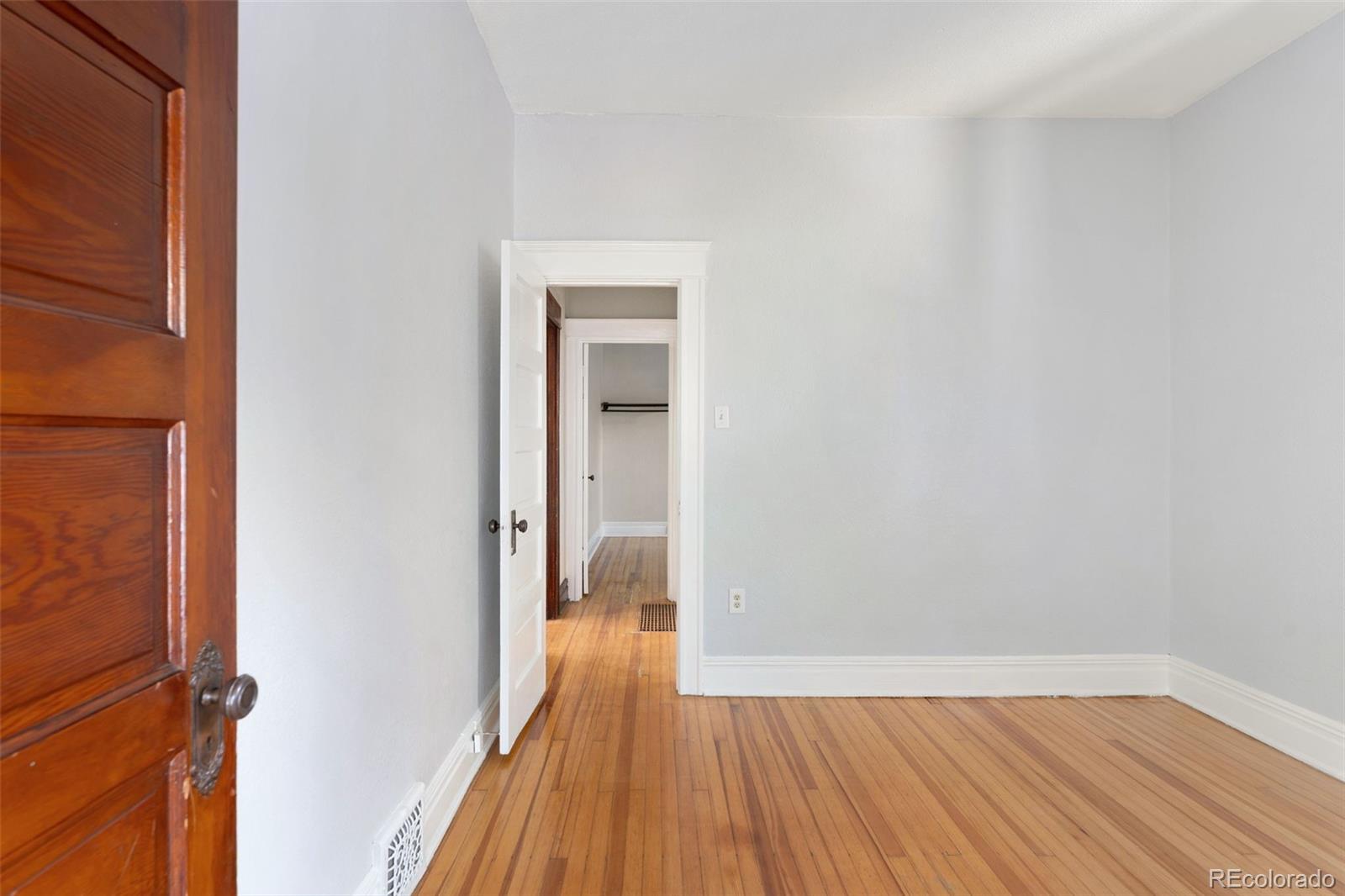MLS Image #36 for 249 s downing street,denver, Colorado