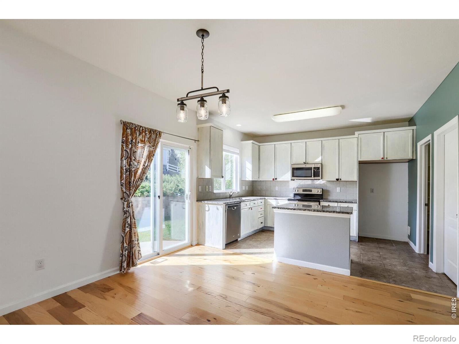 MLS Image #13 for 2049  basalt court,loveland, Colorado