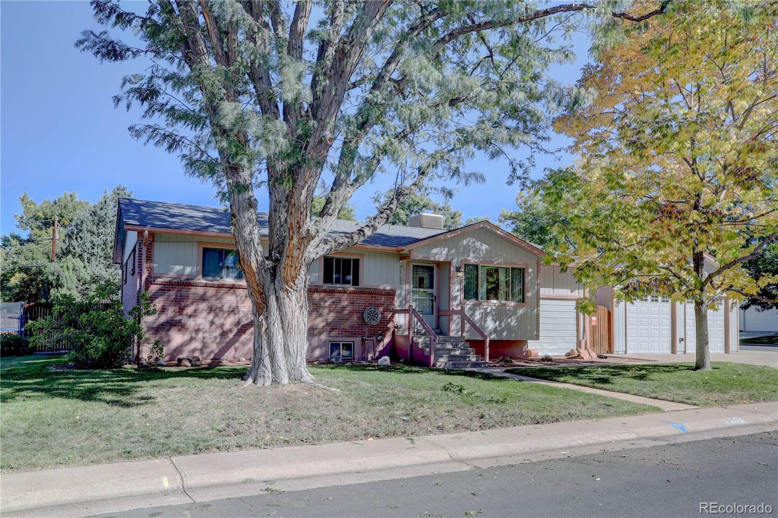 MLS Image #2 for 707 w davies way,littleton, Colorado