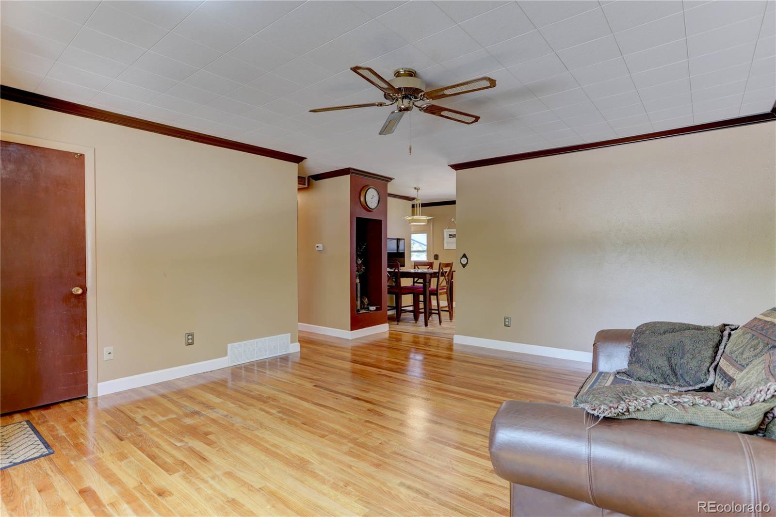 MLS Image #4 for 707 w davies way,littleton, Colorado