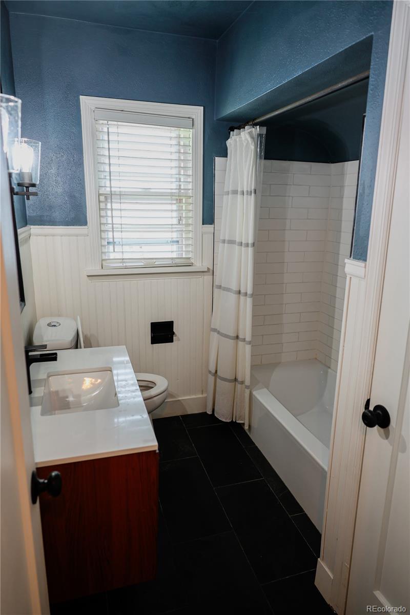 MLS Image #13 for 3019 s logan street,englewood, Colorado