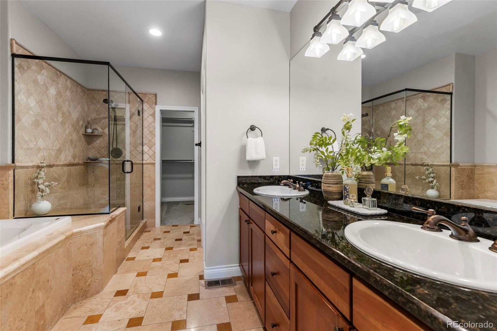 MLS Image #28 for 2020 s washington street,denver, Colorado