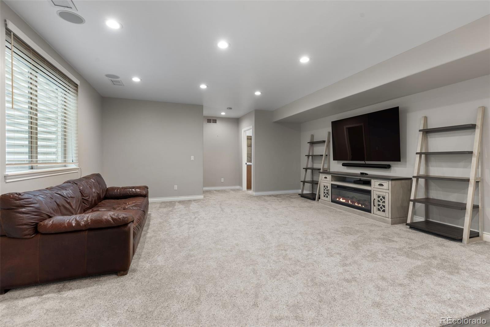 MLS Image #35 for 2020 s washington street,denver, Colorado