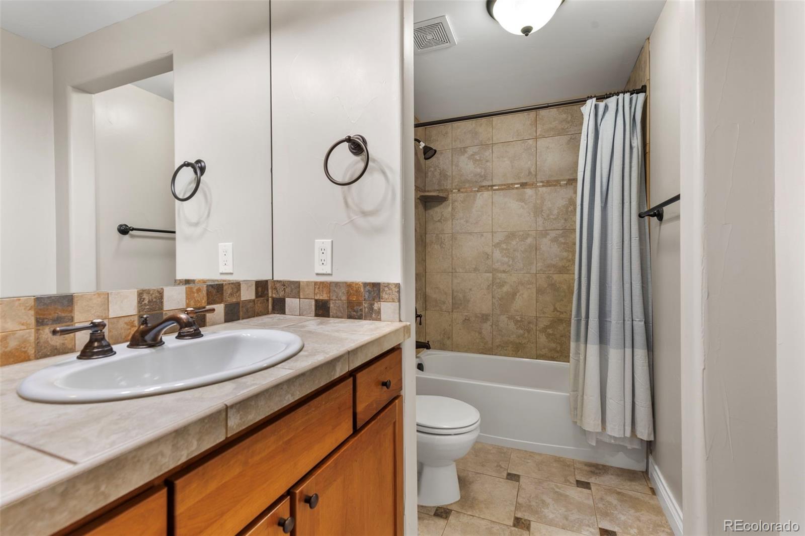 MLS Image #39 for 2020 s washington street,denver, Colorado