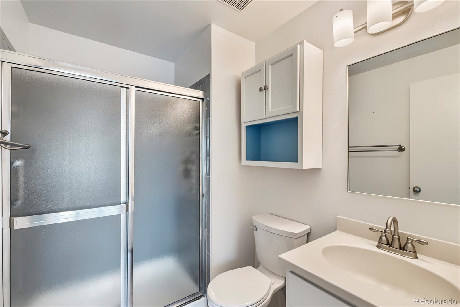 MLS Image #12 for 11713  briarwood drive,denver, Colorado