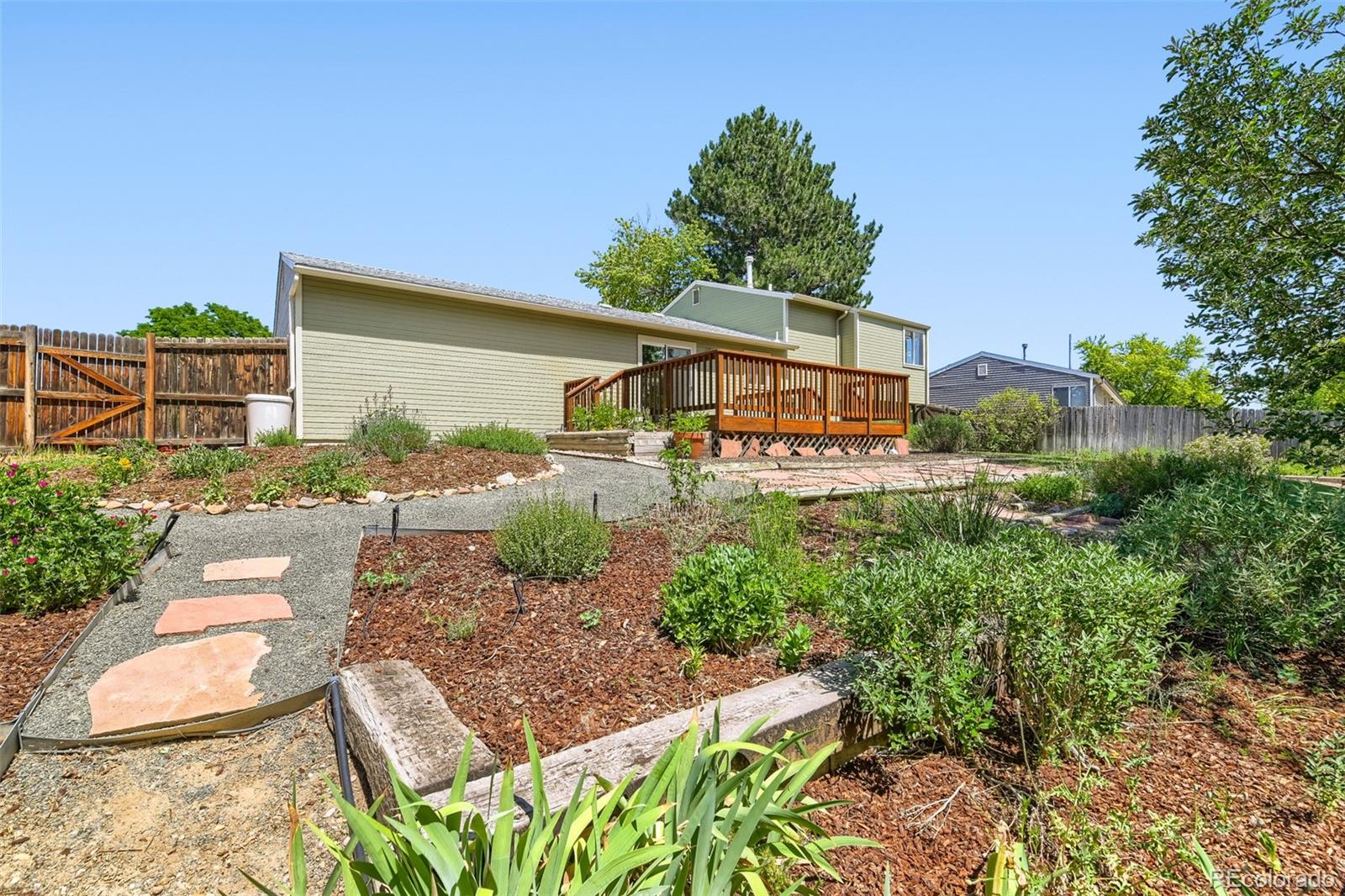 MLS Image #20 for 11713  briarwood drive,denver, Colorado