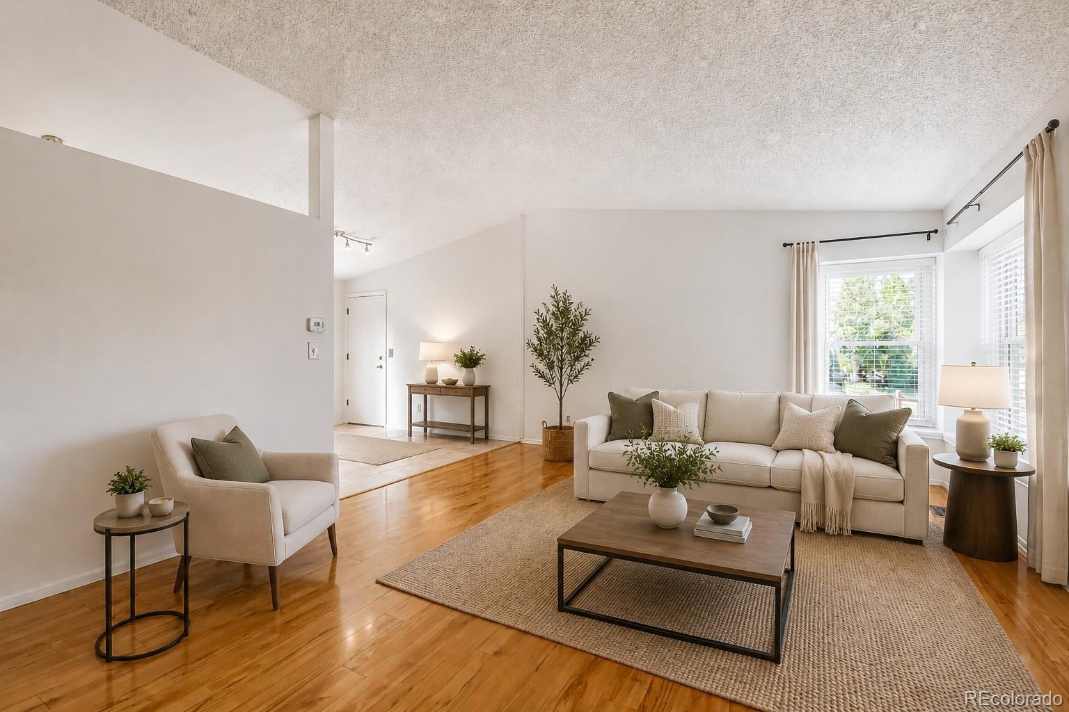 MLS Image #4 for 11713  briarwood drive,denver, Colorado