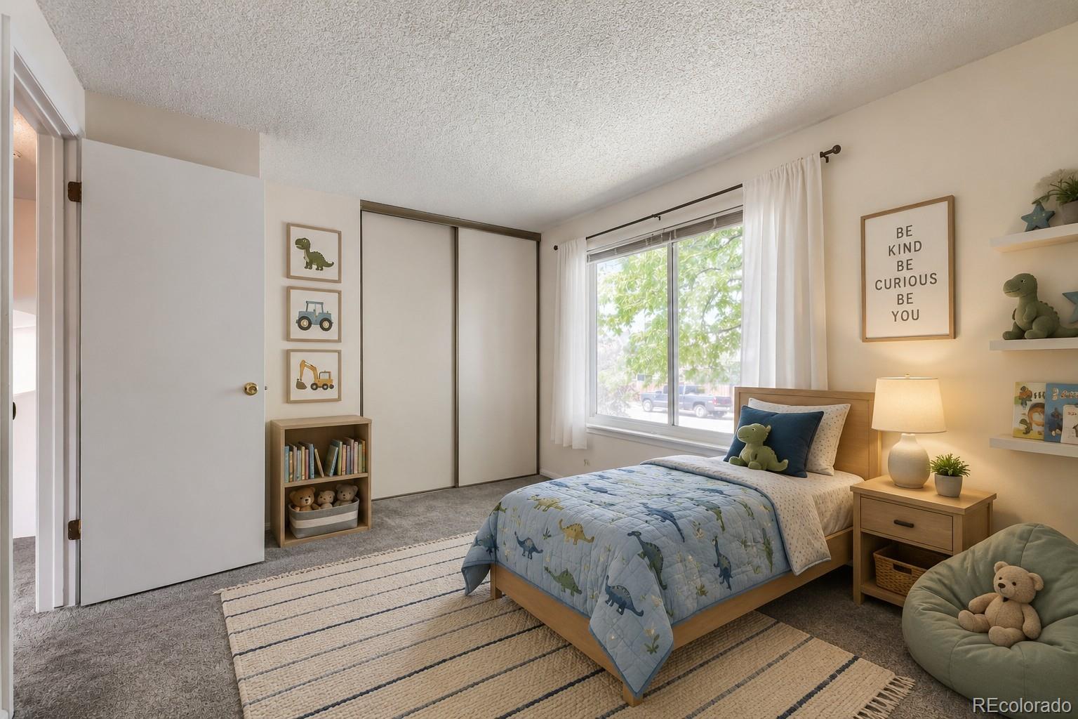 MLS Image #9 for 11713  briarwood drive,denver, Colorado