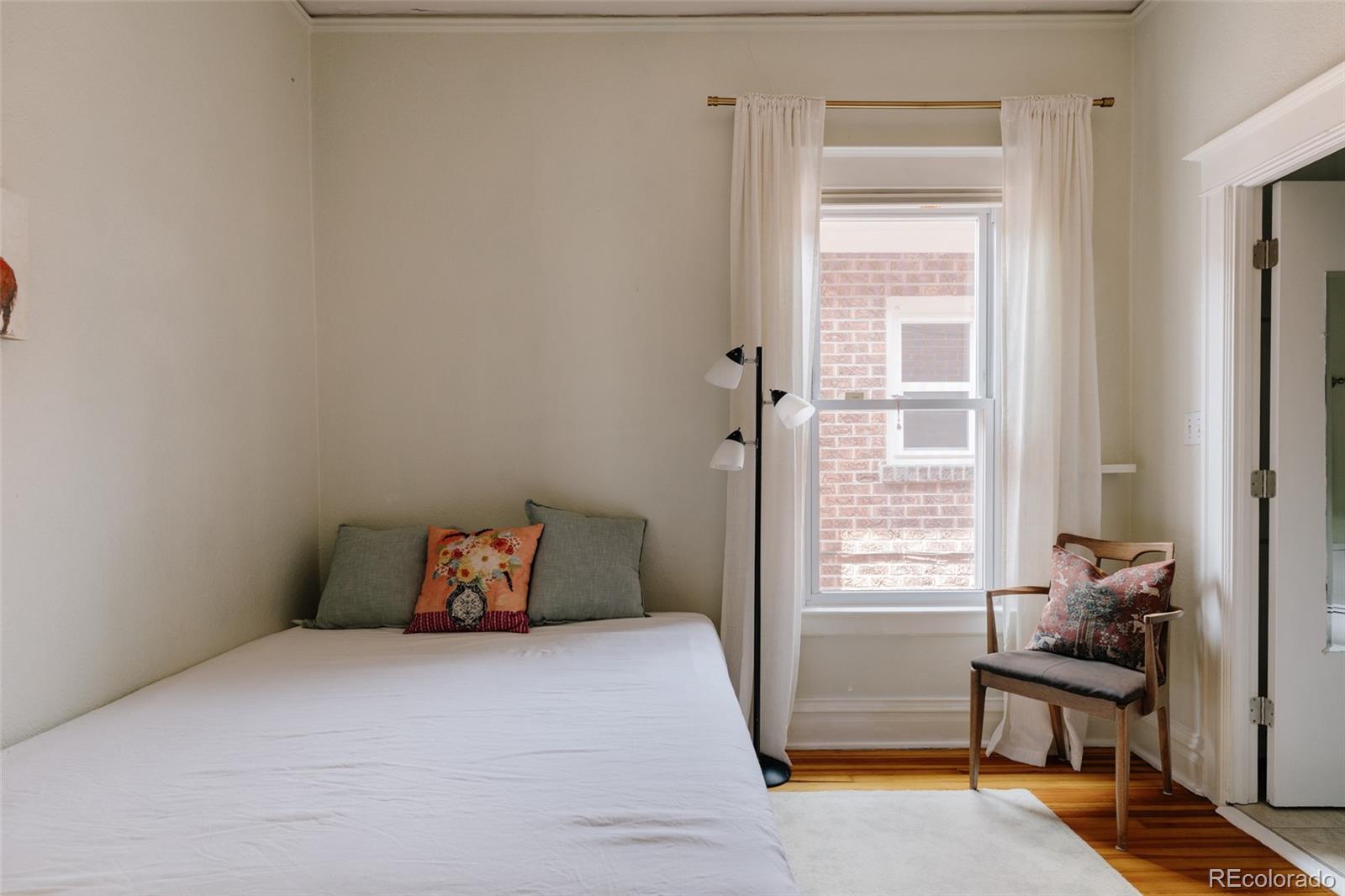 MLS Image #16 for 210 s emerson street,denver, Colorado