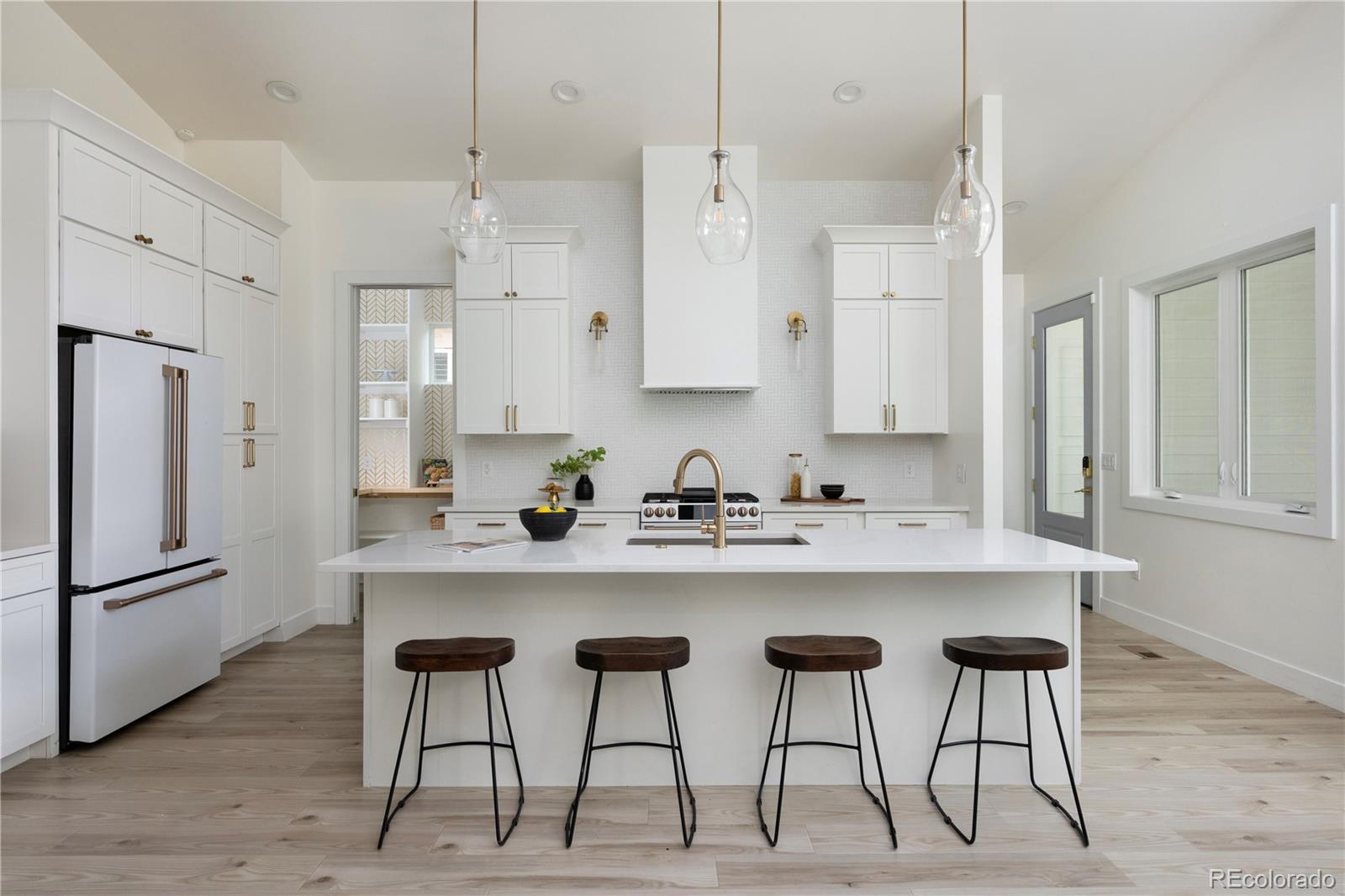MLS Image #2 for 1710 s madison street,denver, Colorado