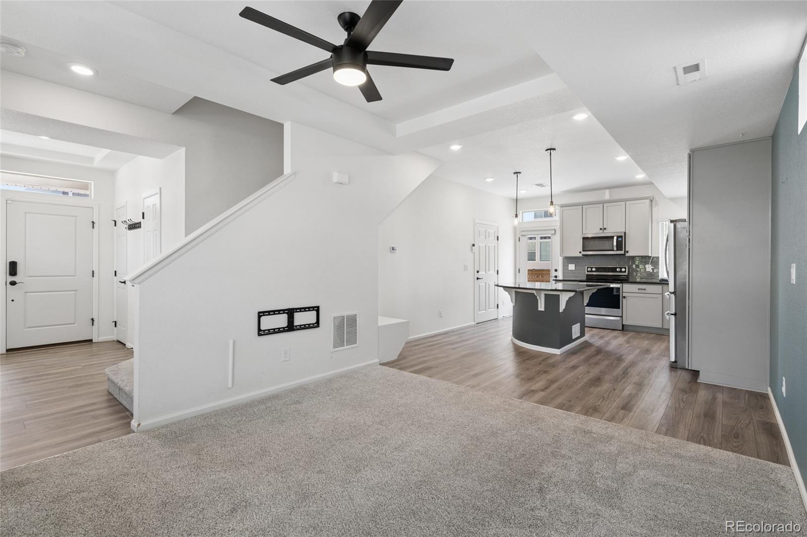 MLS Image #14 for 10115  yampa court,commerce city, Colorado