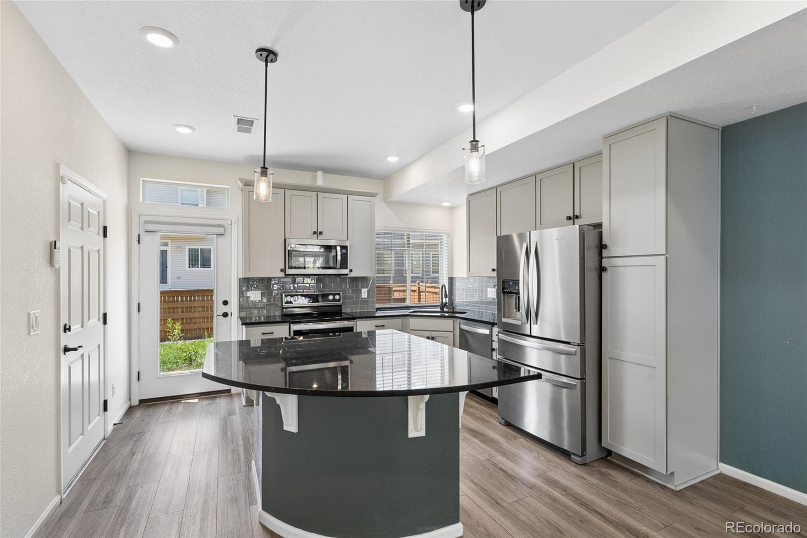 MLS Image #6 for 10115  yampa court,commerce city, Colorado