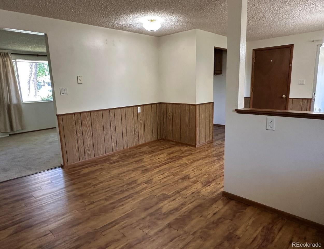 MLS Image #4 for 820 w 30th street,loveland, Colorado