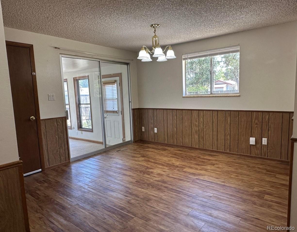 MLS Image #5 for 820 w 30th street,loveland, Colorado