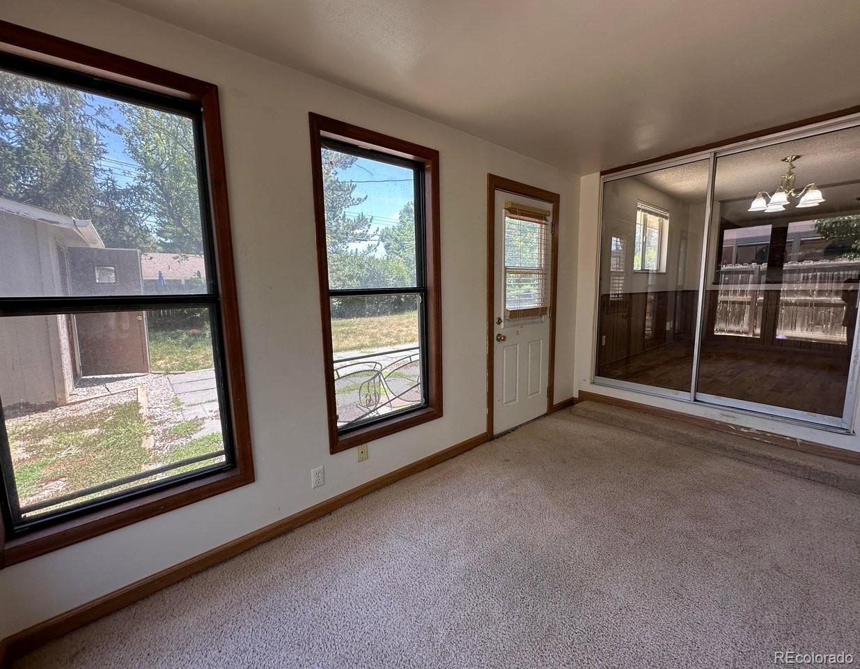 MLS Image #7 for 820 w 30th street,loveland, Colorado