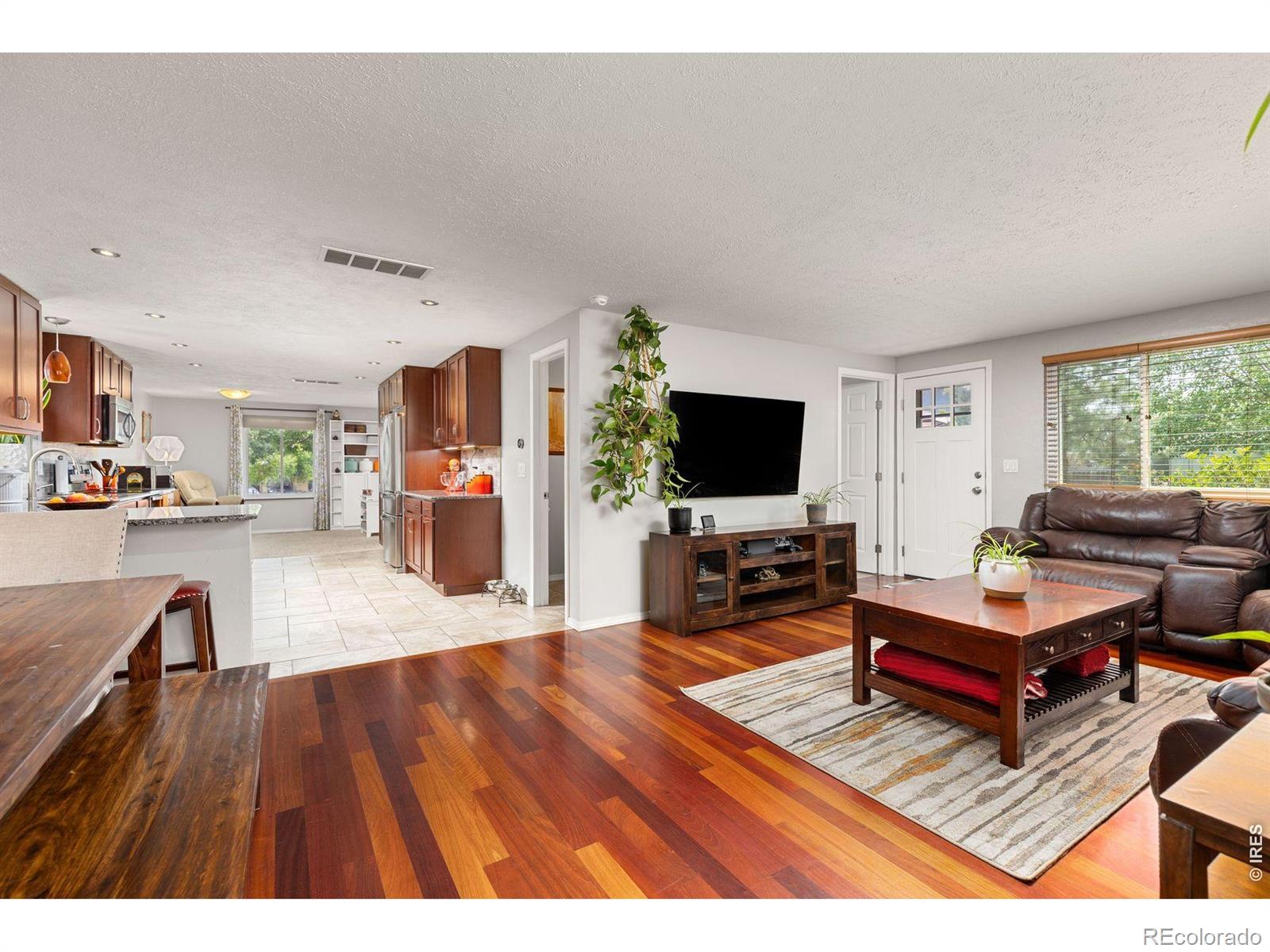 MLS Image #6 for 701  drift place,longmont, Colorado