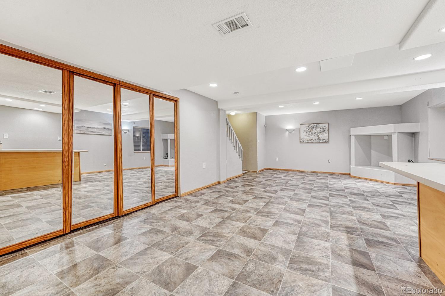 MLS Image #28 for 5376 s routt way,littleton, Colorado