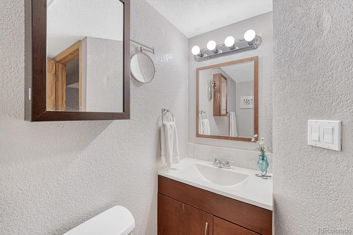 MLS Image #32 for 5376 s routt way,littleton, Colorado