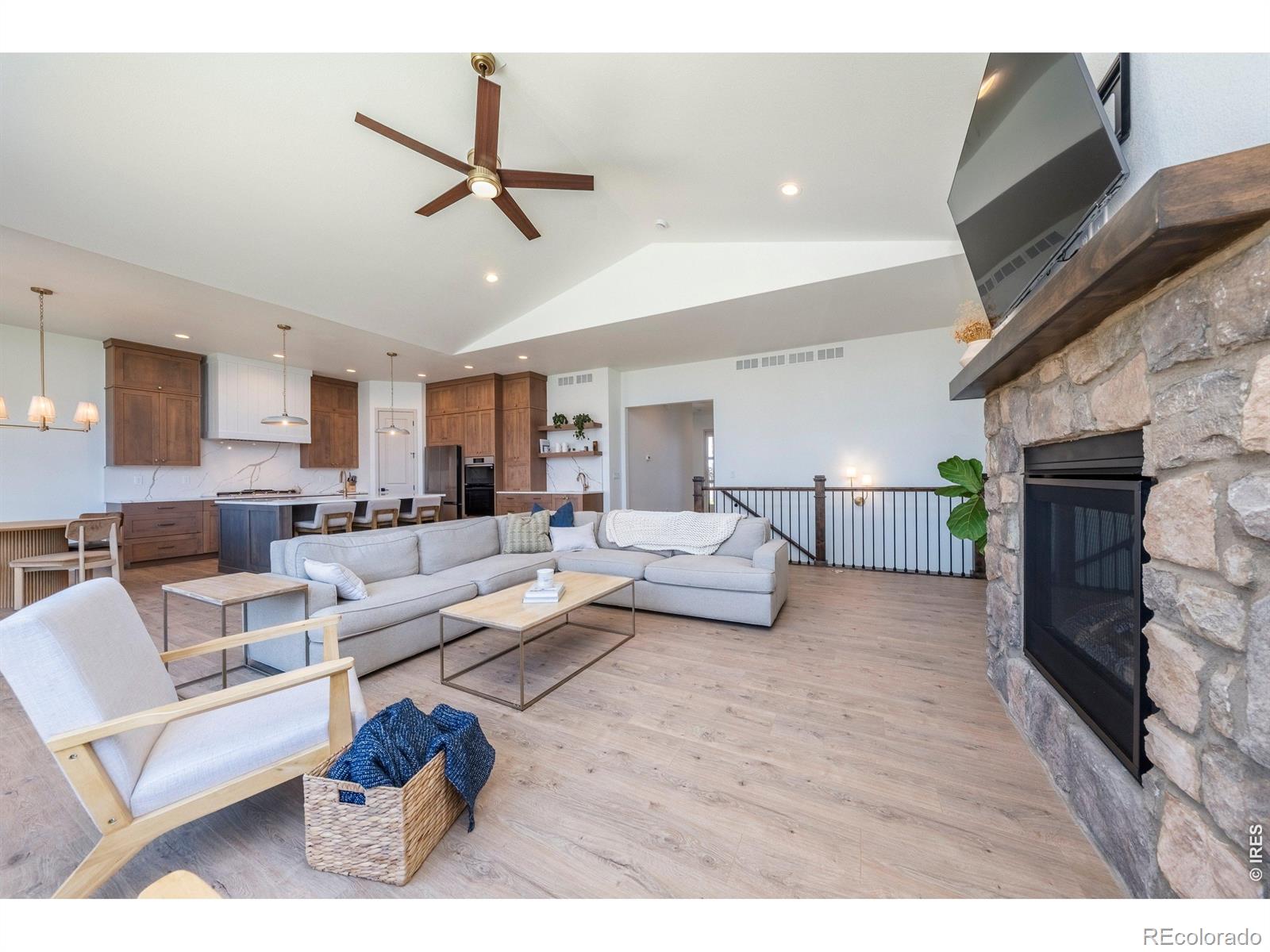 MLS Image #7 for 194  boxwood drive,windsor, Colorado