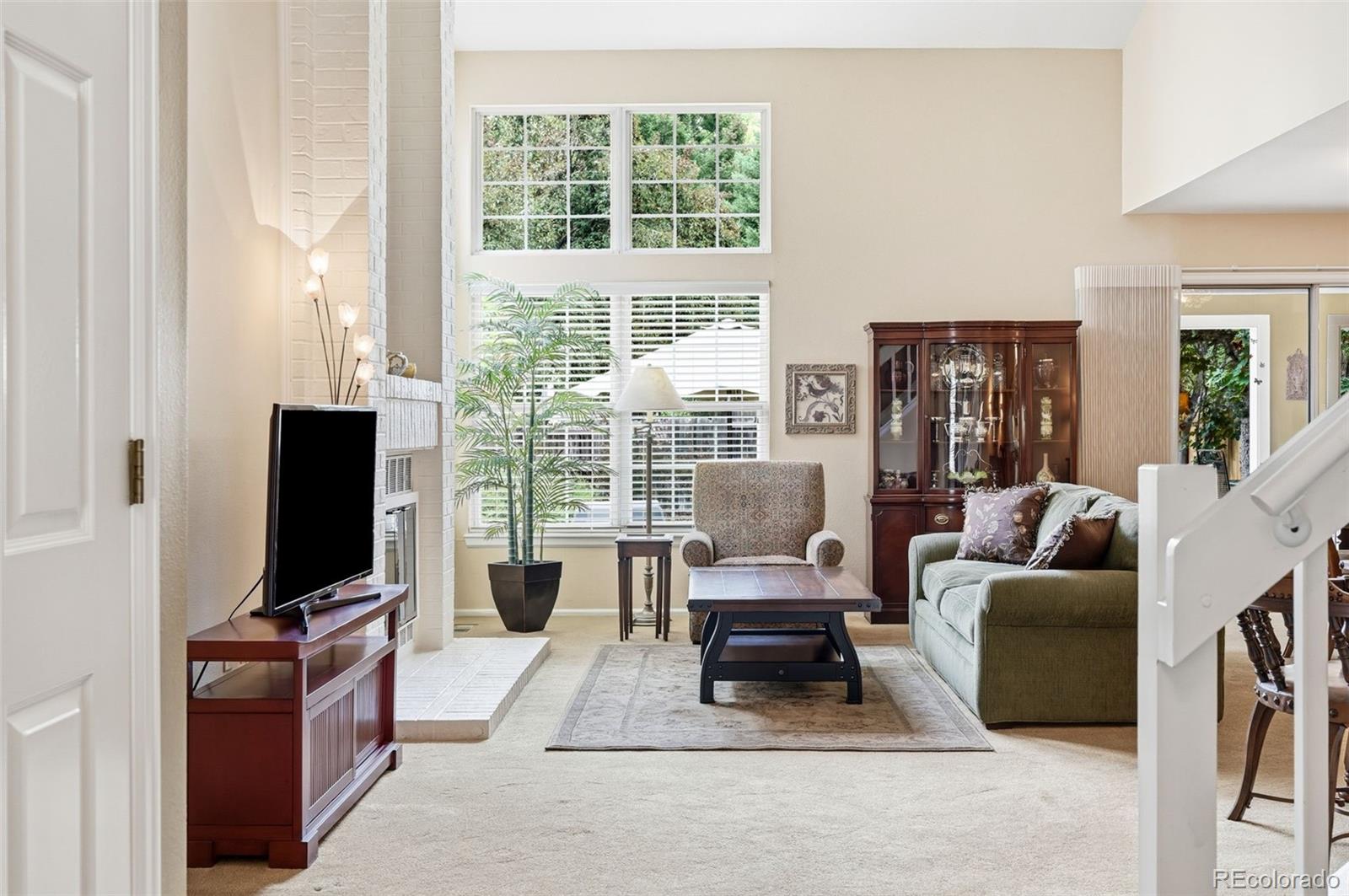 MLS Image #48 for 1570 s roslyn street,denver, Colorado