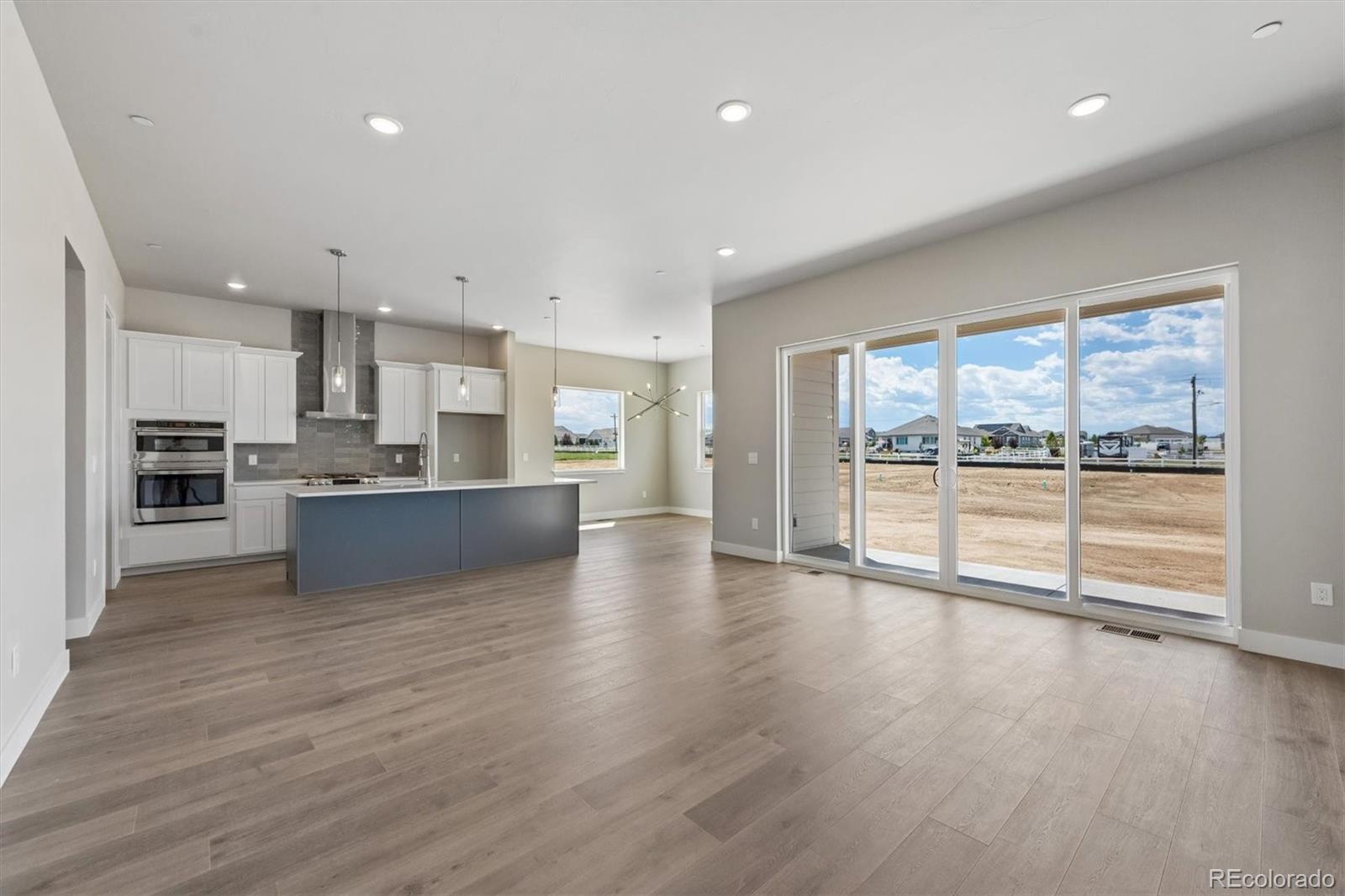 MLS Image #5 for 16263  geneva court,brighton, Colorado