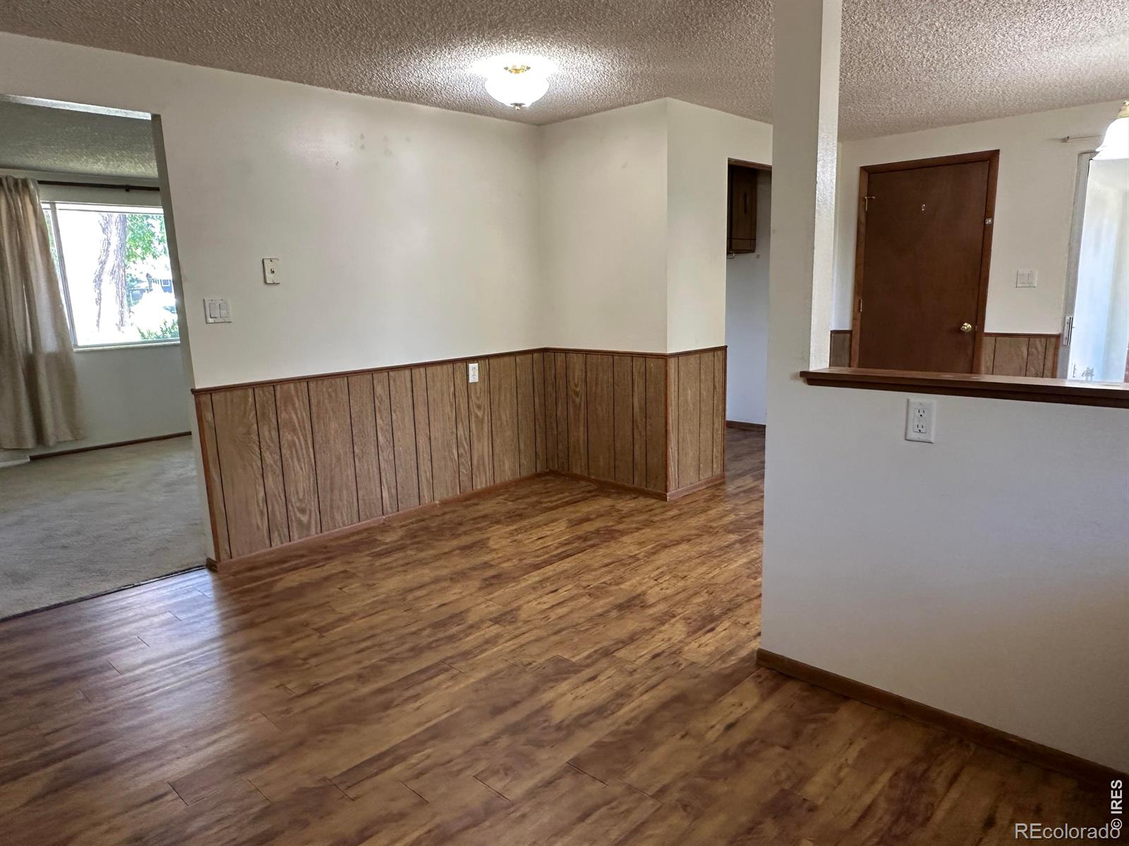 MLS Image #4 for 820 w 30th street,loveland, Colorado