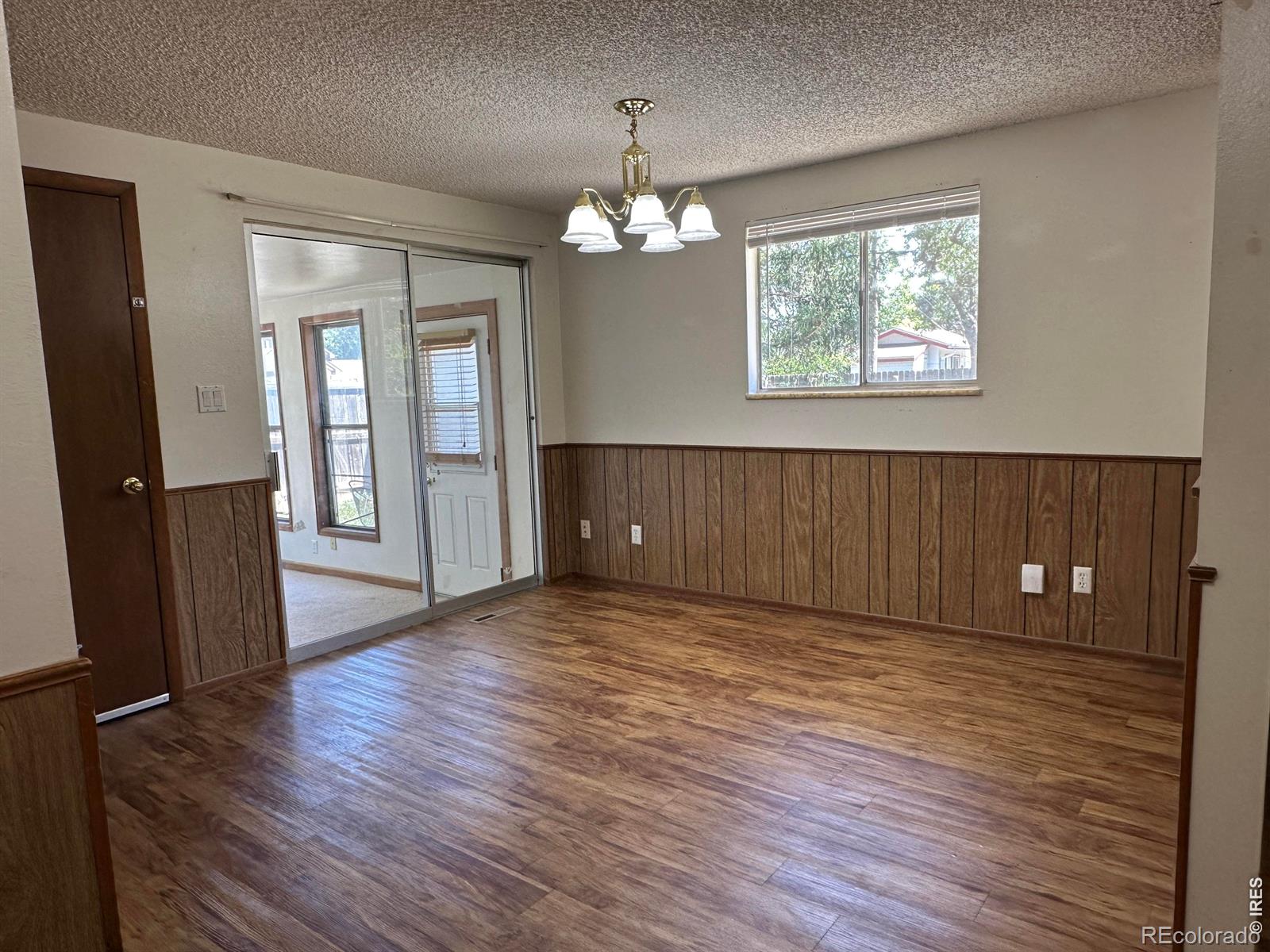 MLS Image #5 for 820 w 30th street,loveland, Colorado