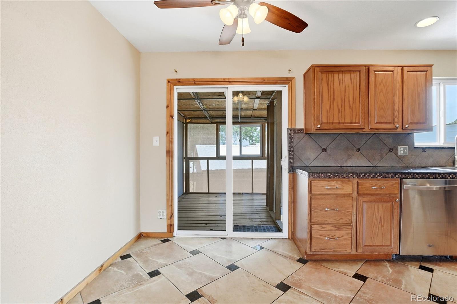 MLS Image #11 for 4022  colony hills circle,colorado springs, Colorado