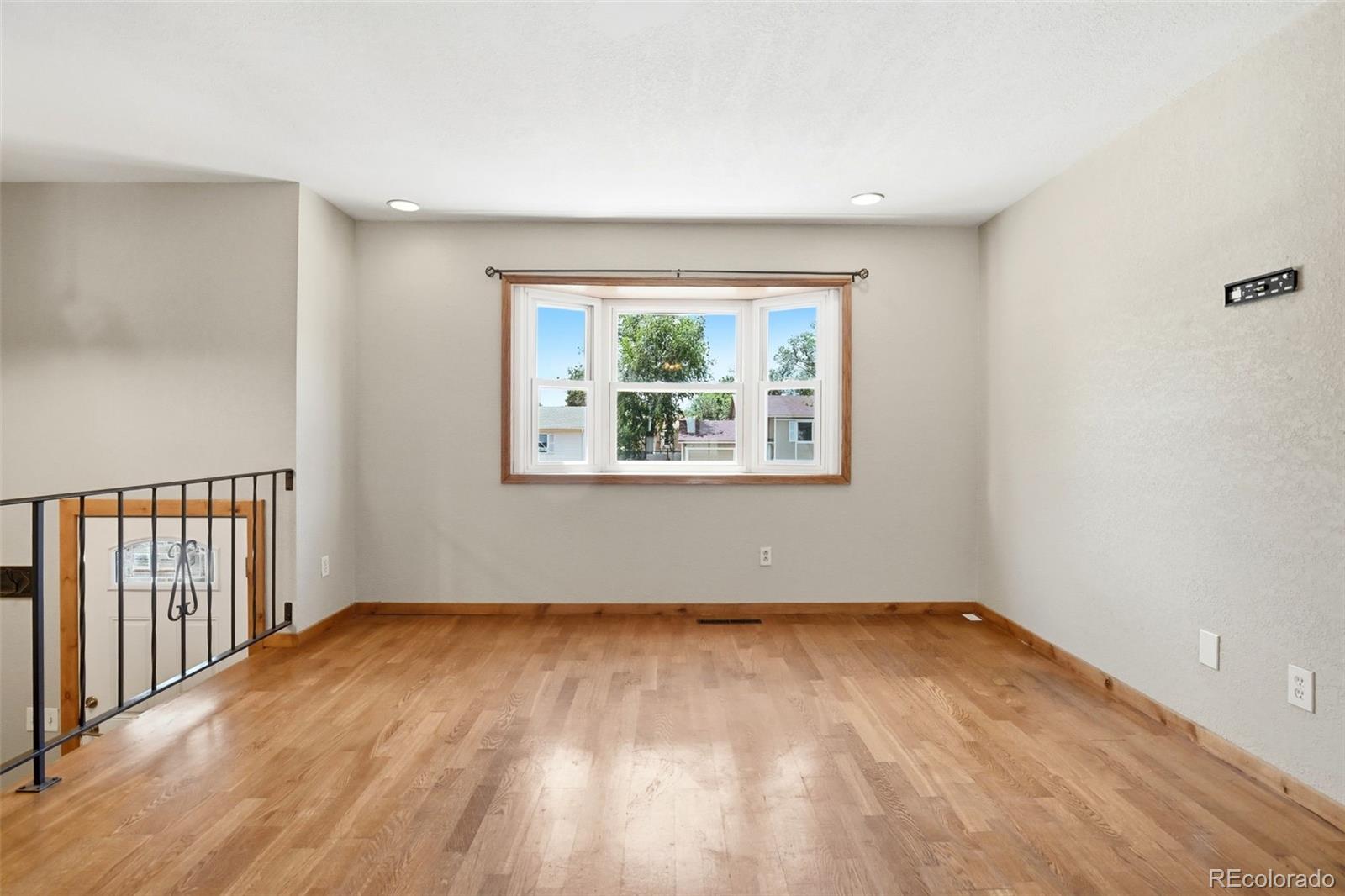 MLS Image #2 for 4022  colony hills circle,colorado springs, Colorado