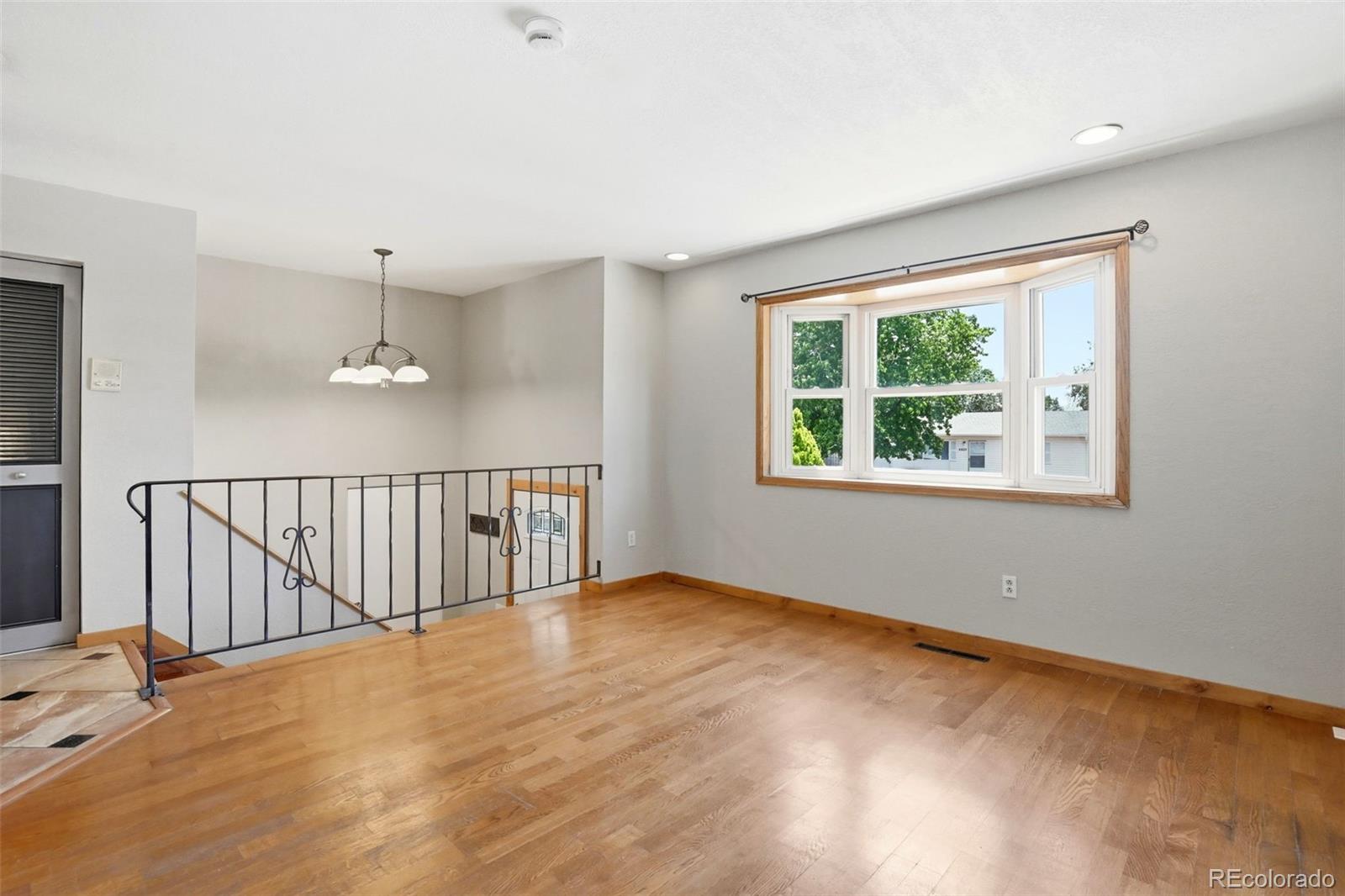 MLS Image #3 for 4022  colony hills circle,colorado springs, Colorado