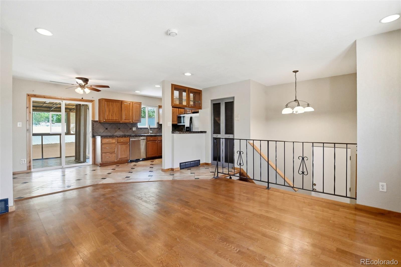 MLS Image #4 for 4022  colony hills circle,colorado springs, Colorado