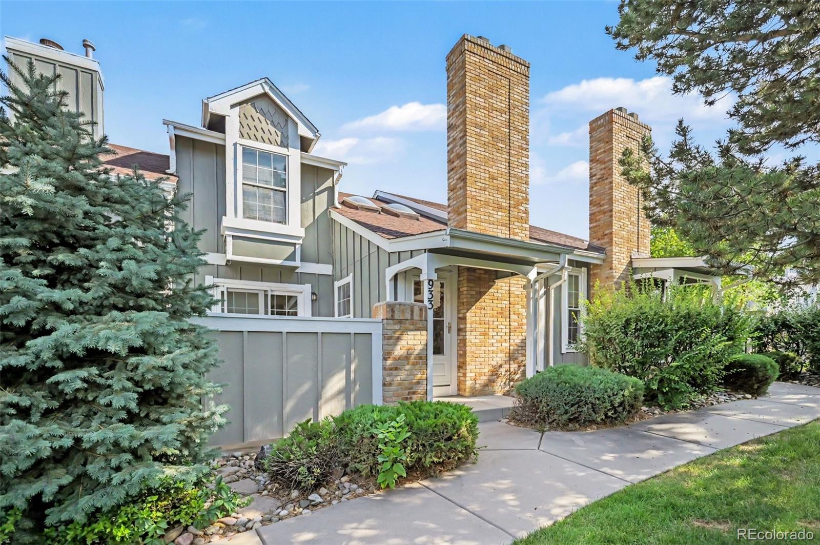 MLS Image #2 for 933 s evanston circle ,aurora, Colorado