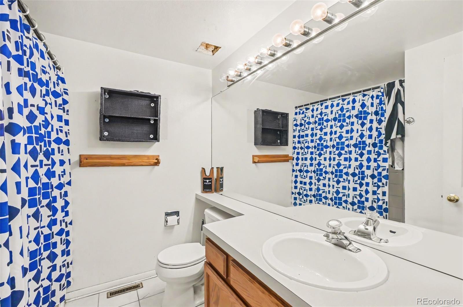 MLS Image #9 for 933 s evanston circle ,aurora, Colorado