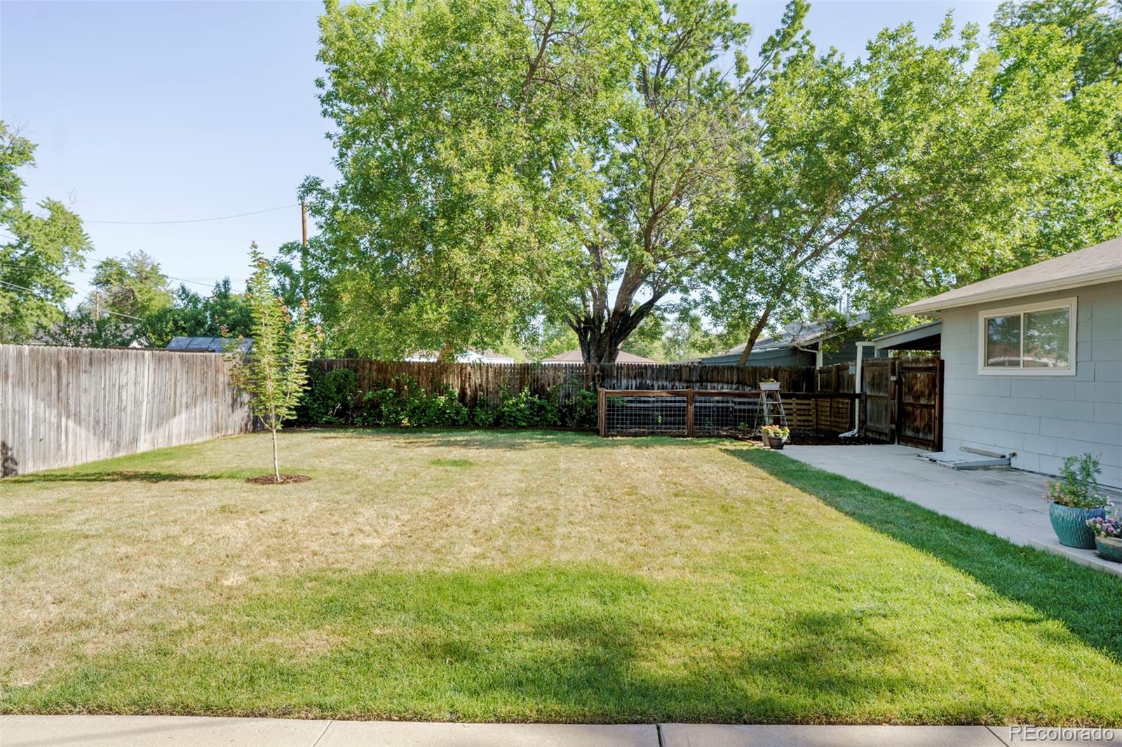 MLS Image #14 for 2103 s hazel court,denver, Colorado