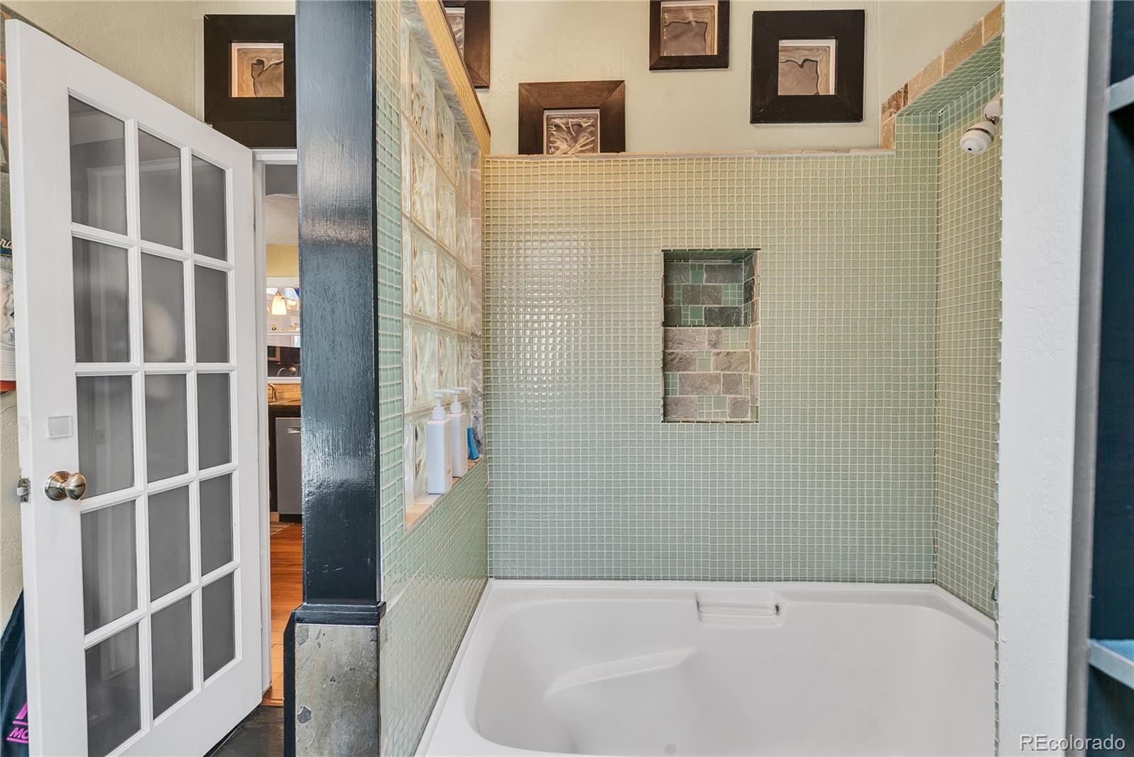 MLS Image #13 for 2522  benton street,edgewater, Colorado