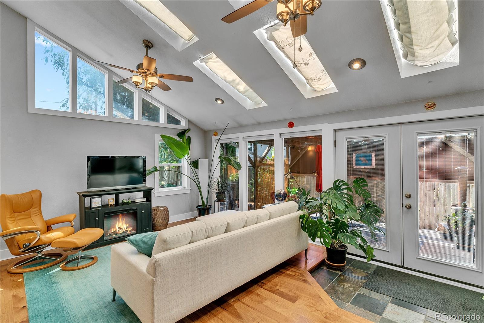 MLS Image #8 for 2522  benton street,edgewater, Colorado