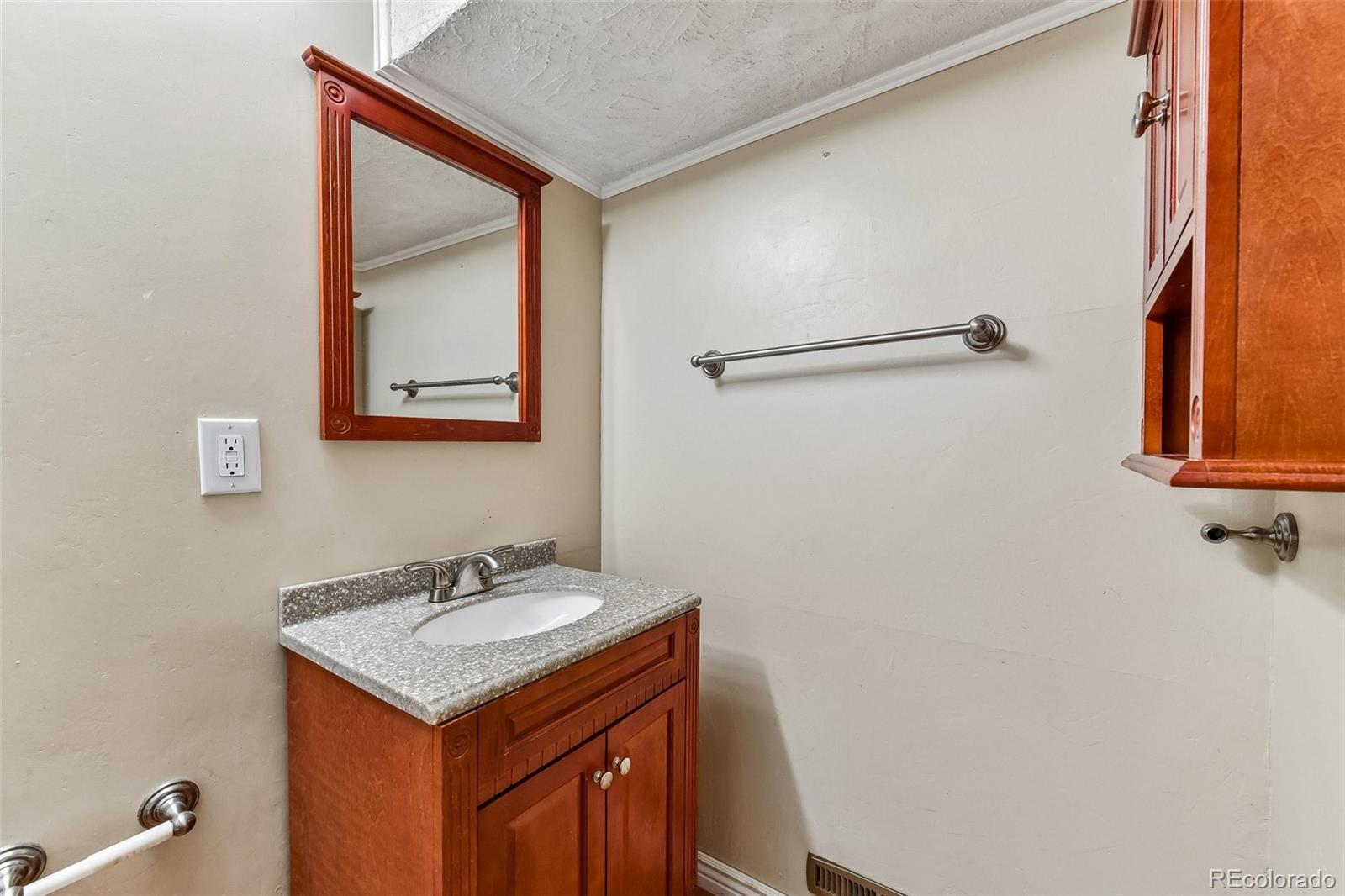 MLS Image #21 for 4310 s dillon street,aurora, Colorado