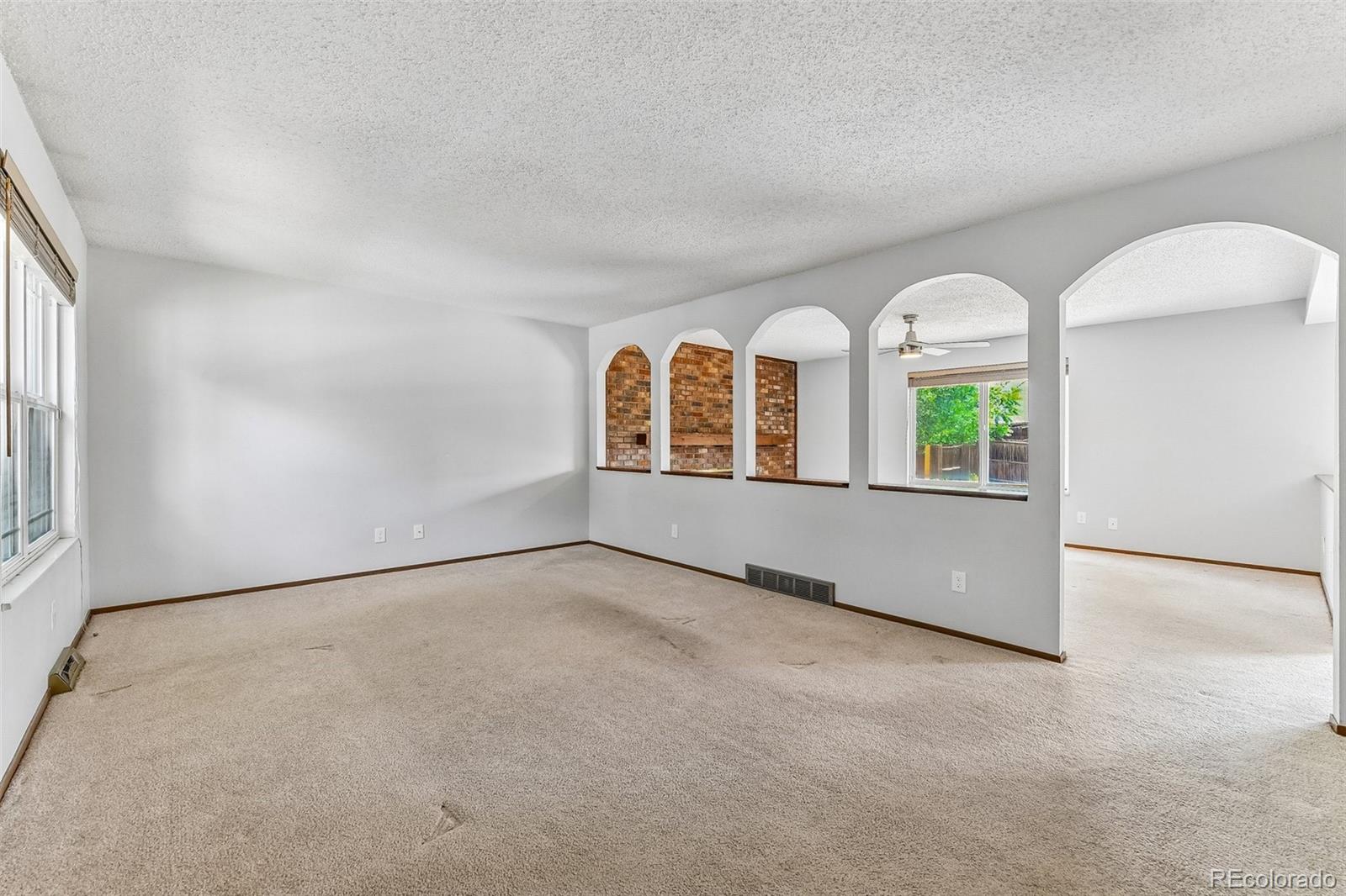 MLS Image #3 for 4310 s dillon street,aurora, Colorado