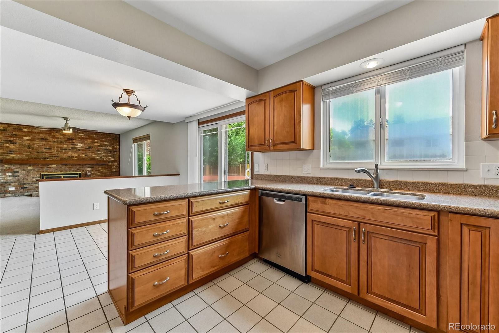 MLS Image #7 for 4310 s dillon street,aurora, Colorado
