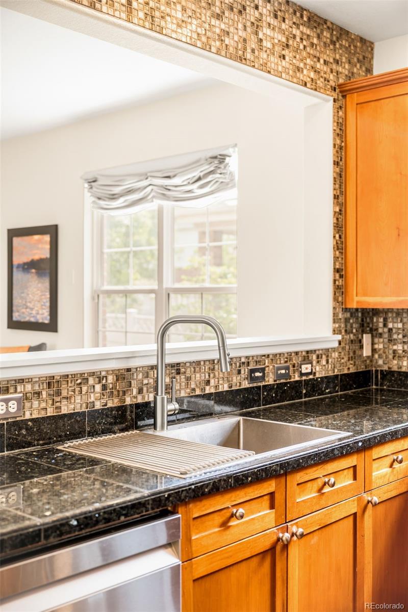 MLS Image #10 for 7754 e 9th avenue,denver, Colorado