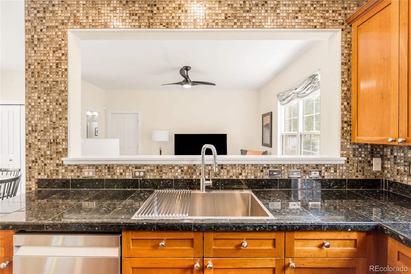 MLS Image #11 for 7754 e 9th avenue,denver, Colorado